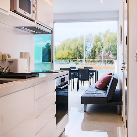 Ferienwohnung Phaedrus Living - Seaside Luxury Flat Harbour 108 Paphos Exterior foto