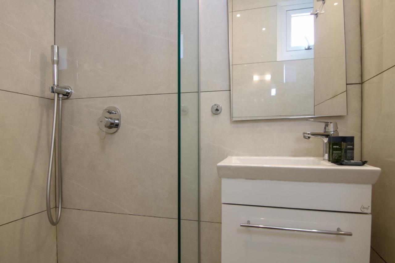Ferienwohnung Phaedrus Living - Seaside Luxury Flat Harbour 108 Paphos Exterior foto